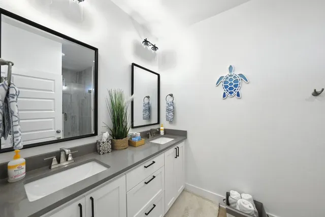 $330,000 | 512 Palmer Drive, Point Venture, TX 78645