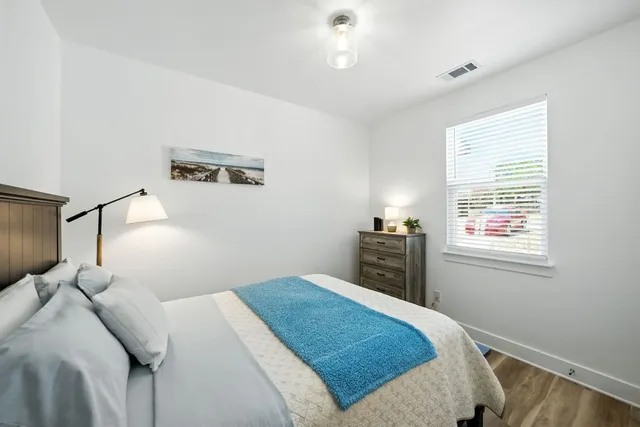 $330,000 | 512 Palmer Drive, Point Venture, TX 78645