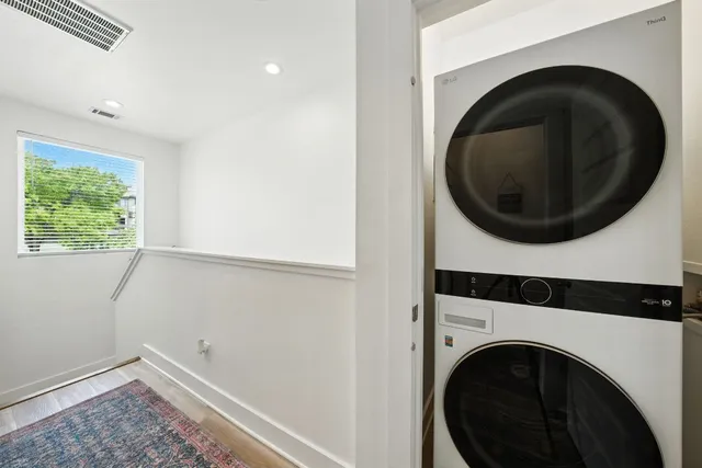 $330,000 | 512 Palmer Drive, Point Venture, TX 78645