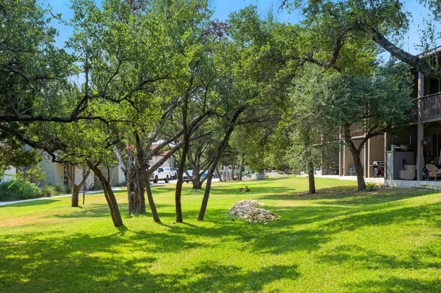 $330,000 | 512 Palmer Drive, Point Venture, TX 78645
