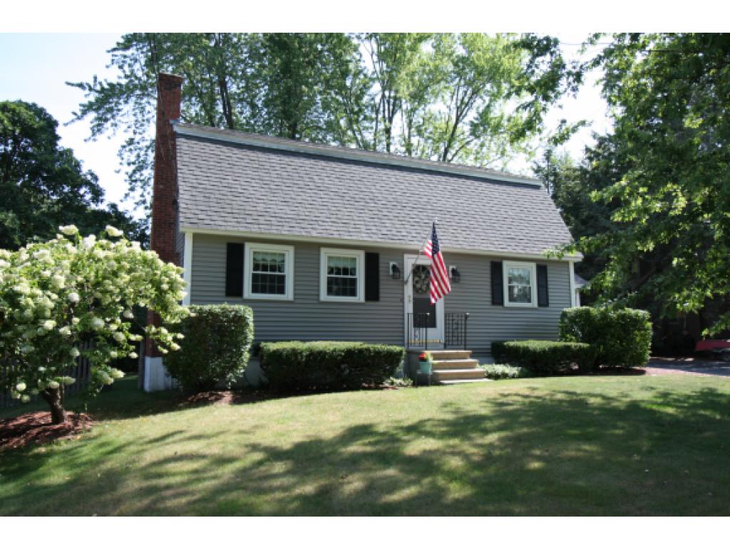 14 Nightingale Road Nashua, NH 03062 - Photo 1 of 20