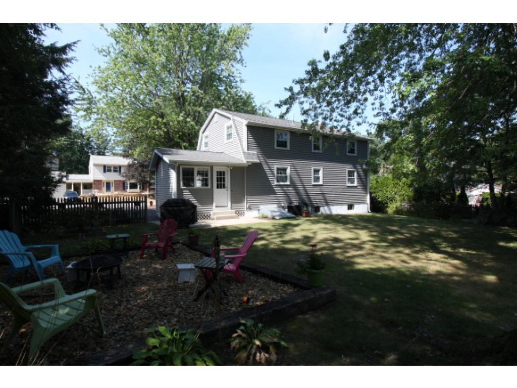 14 Nightingale Road Nashua, NH 03062 - Photo 6 of 20