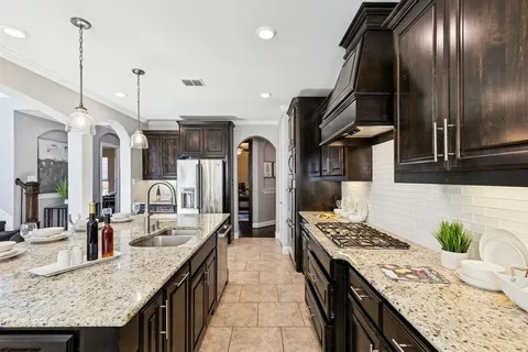 $879,900 | 2774 Waverley Drive, Trophy Club, TX 76262