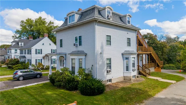 $1,800 | 15 Prospect Street, Taunton, MA 02780