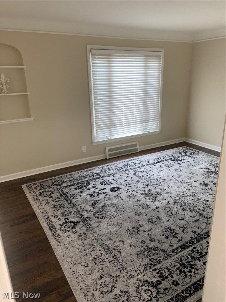 5918 Edgewood Road Cleveland, OH 44124 - Photo 10 of 33 Living Room