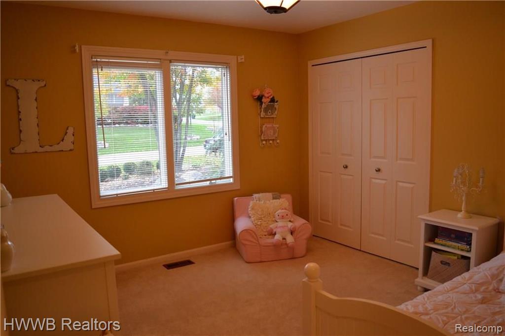 1945 Cedaredge Road Rochester Hills, MI 48306 - Photo 20 of 44