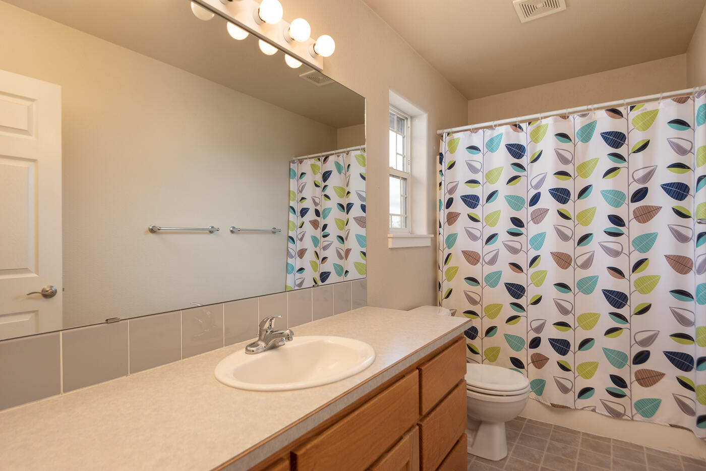 62712 Larkview Road Bend, OR 97701 - Photo 9 of 19 Larkview_Lois-9