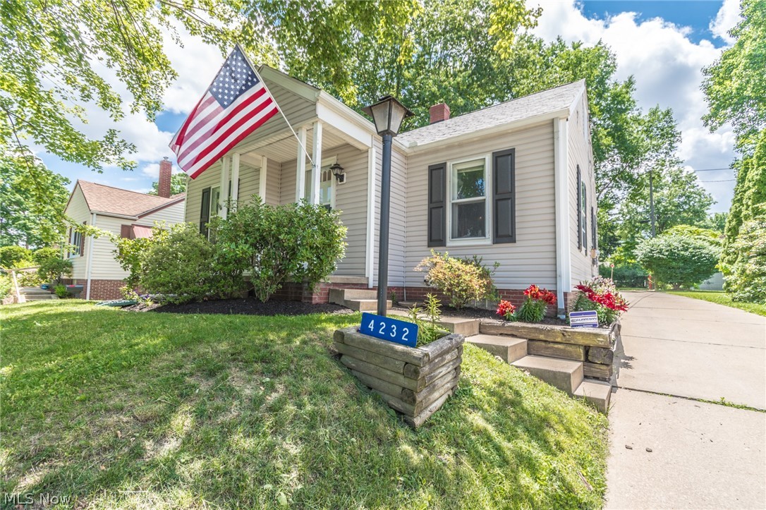 4232 20th Street Northwest Canton, OH 44708 - Photo 2 of 22 Gallery Image 2