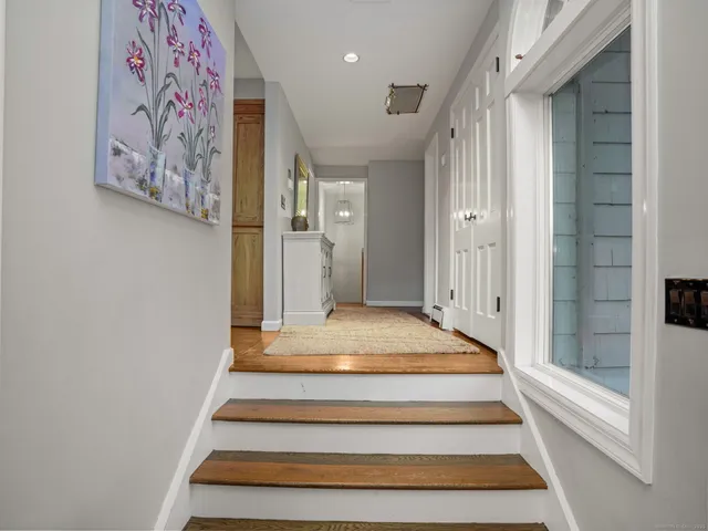 $10,000 | 10 Tupelo Road, Westport, CT 06880