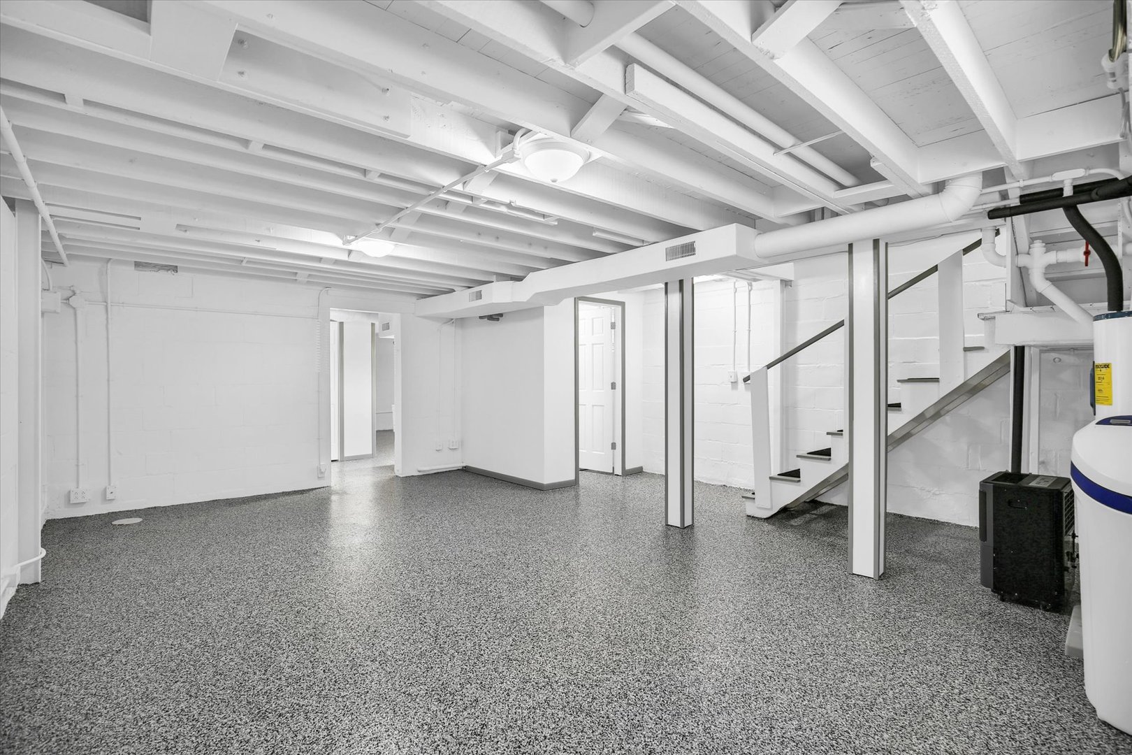 221 East 5th Avenue Rankin, IL 60960 - Photo 27 of 44 a view of an empty room