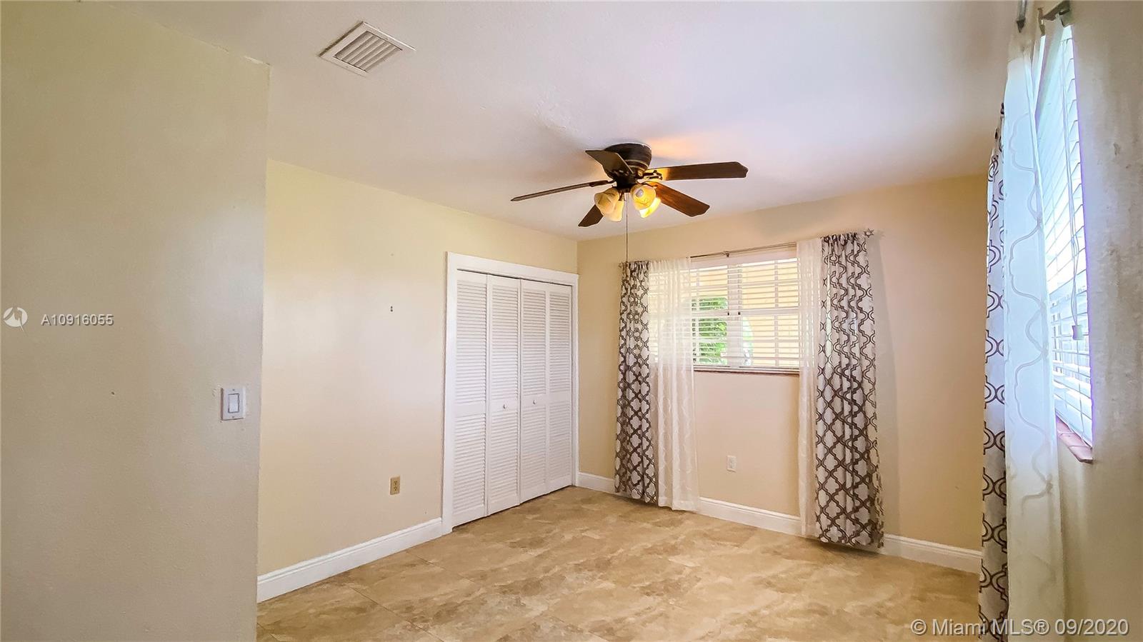 19051 Southwest 272nd Street Homestead, FL 33031 - Photo 29 of 52