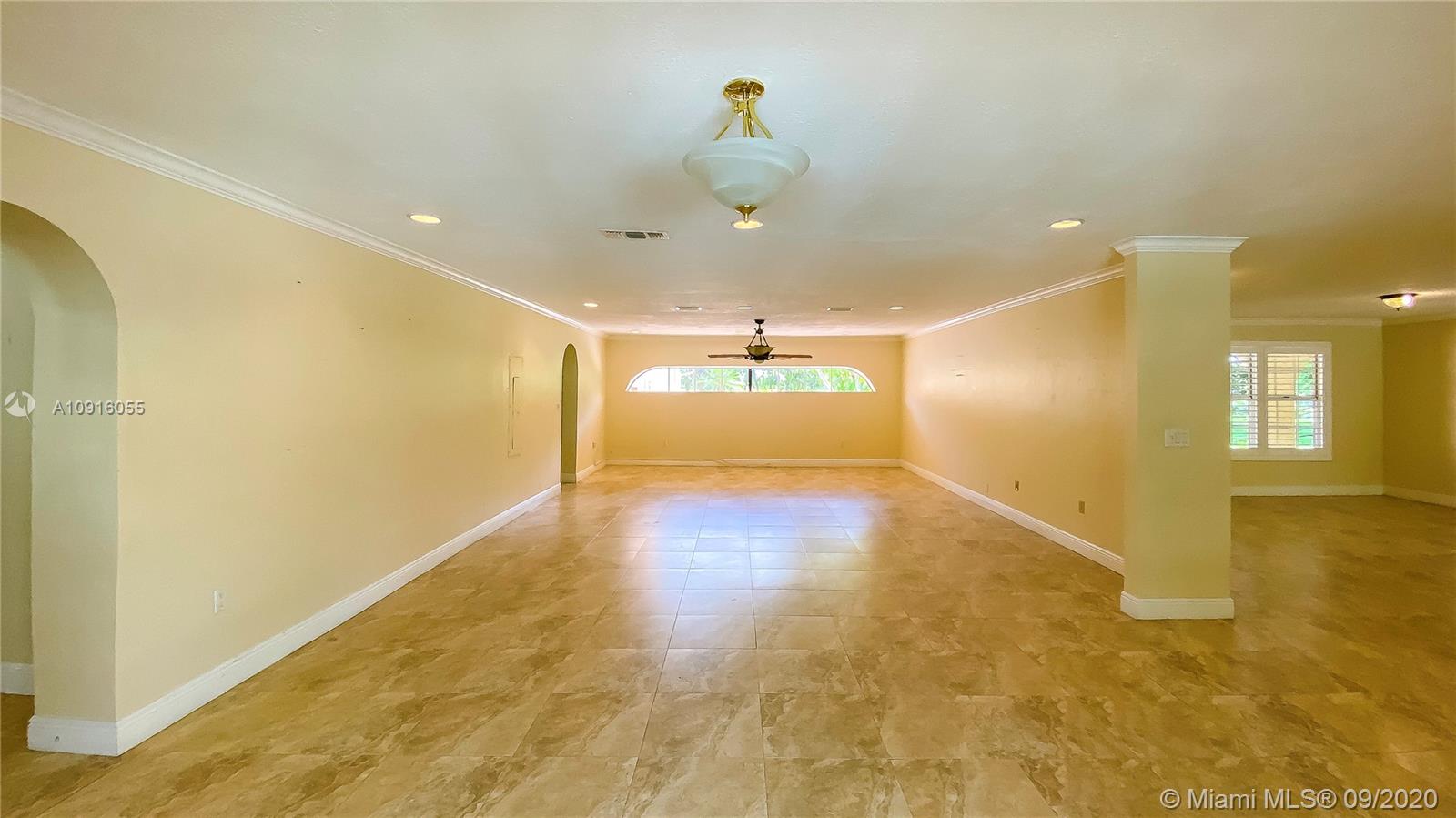 19051 Southwest 272nd Street Homestead, FL 33031 - Photo 9 of 52