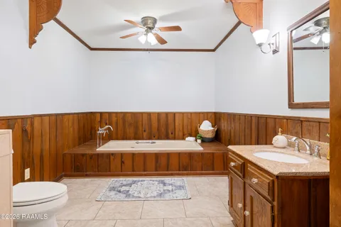$349,999 | 401 Parkview Drive, New Iberia, LA 70563