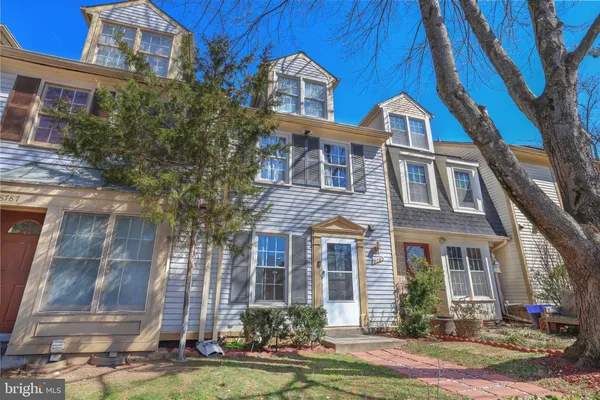 $407,500 | 8785 Ravenglass Way, Montgomery Village, MD 20886