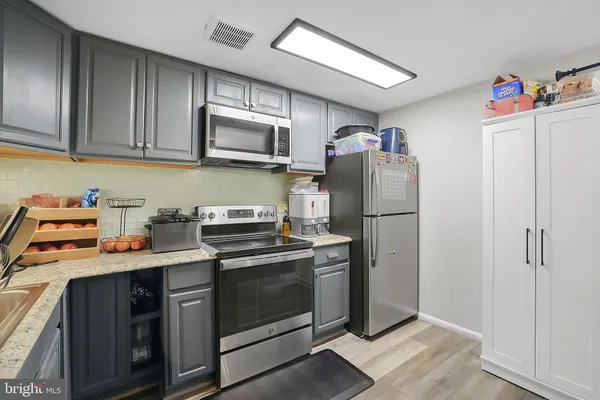 $399,900 | 8785 Ravenglass Way, Montgomery Village, MD 20886