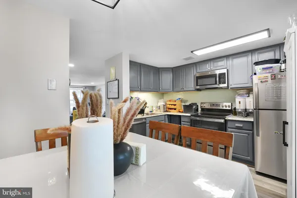 $399,900 | 8785 Ravenglass Way, Montgomery Village, MD 20886