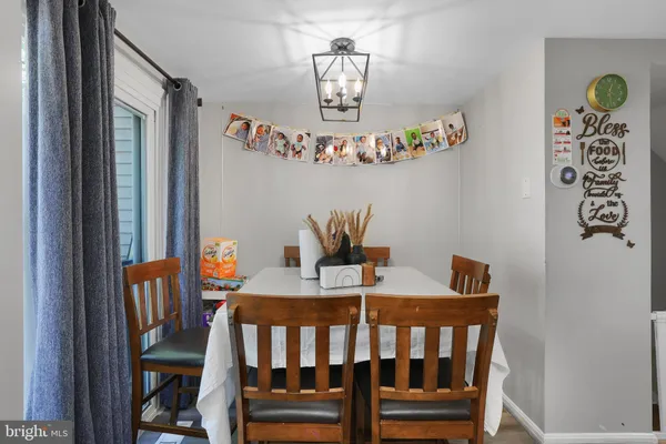 $399,900 | 8785 Ravenglass Way, Montgomery Village, MD 20886