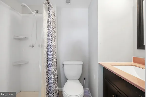 $399,900 | 8785 Ravenglass Way, Montgomery Village, MD 20886