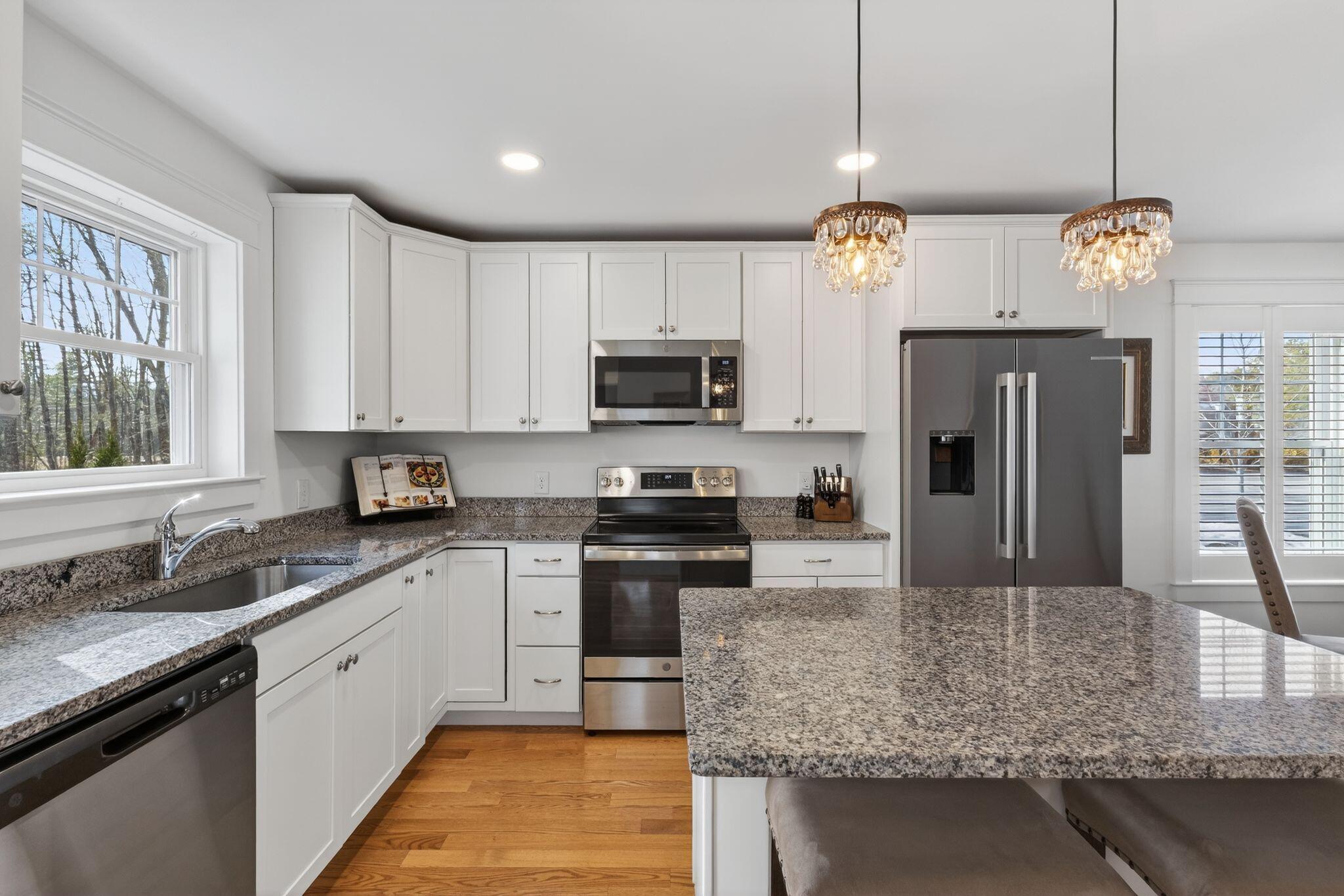9 Webhannet Place, Unit 7 Kennebunk, ME 04043 - Photo 11 of 51 9 Webhannet Place