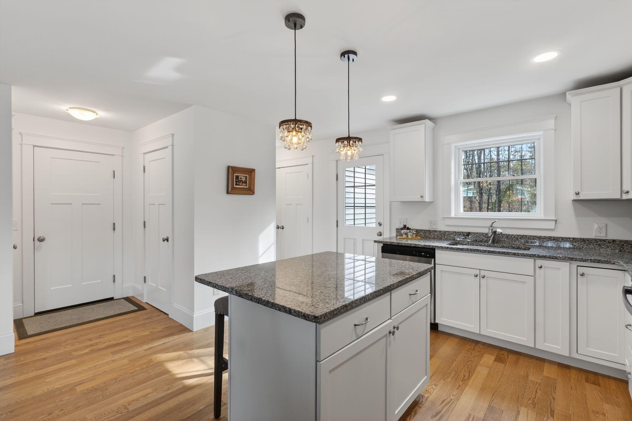 9 Webhannet Place, Unit 7 Kennebunk, ME 04043 - Photo 14 of 51 9 Webhannet Place
