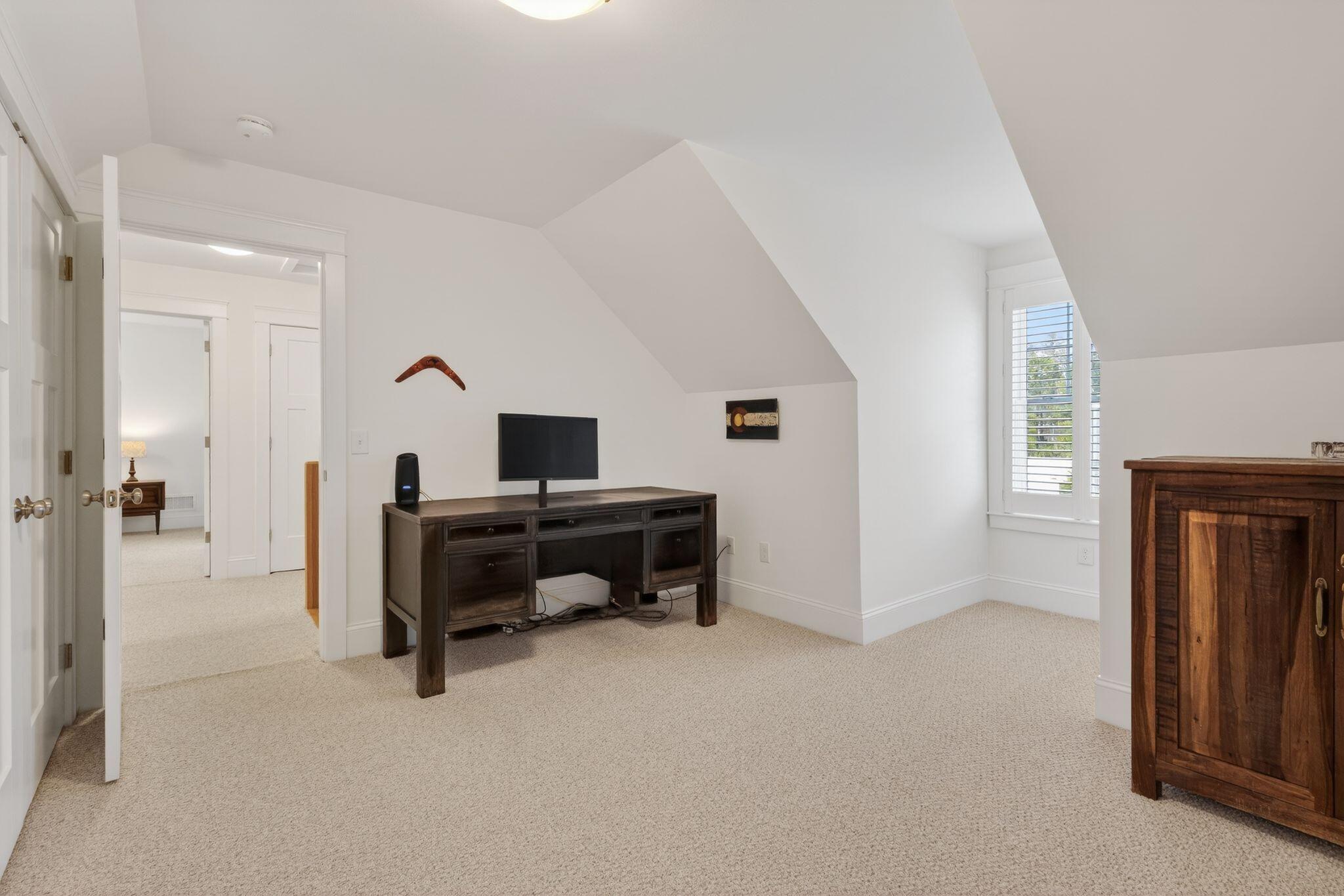9 Webhannet Place, Unit 7 Kennebunk, ME 04043 - Photo 27 of 51 9 Webhannet Place