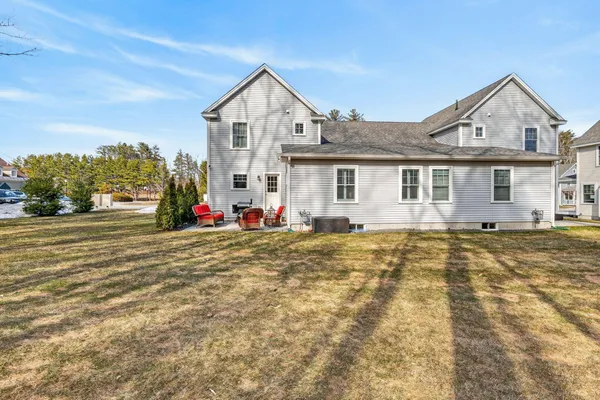 $649,000 | 9 Webhannet Place, Unit 7, Kennebunk, ME 04043