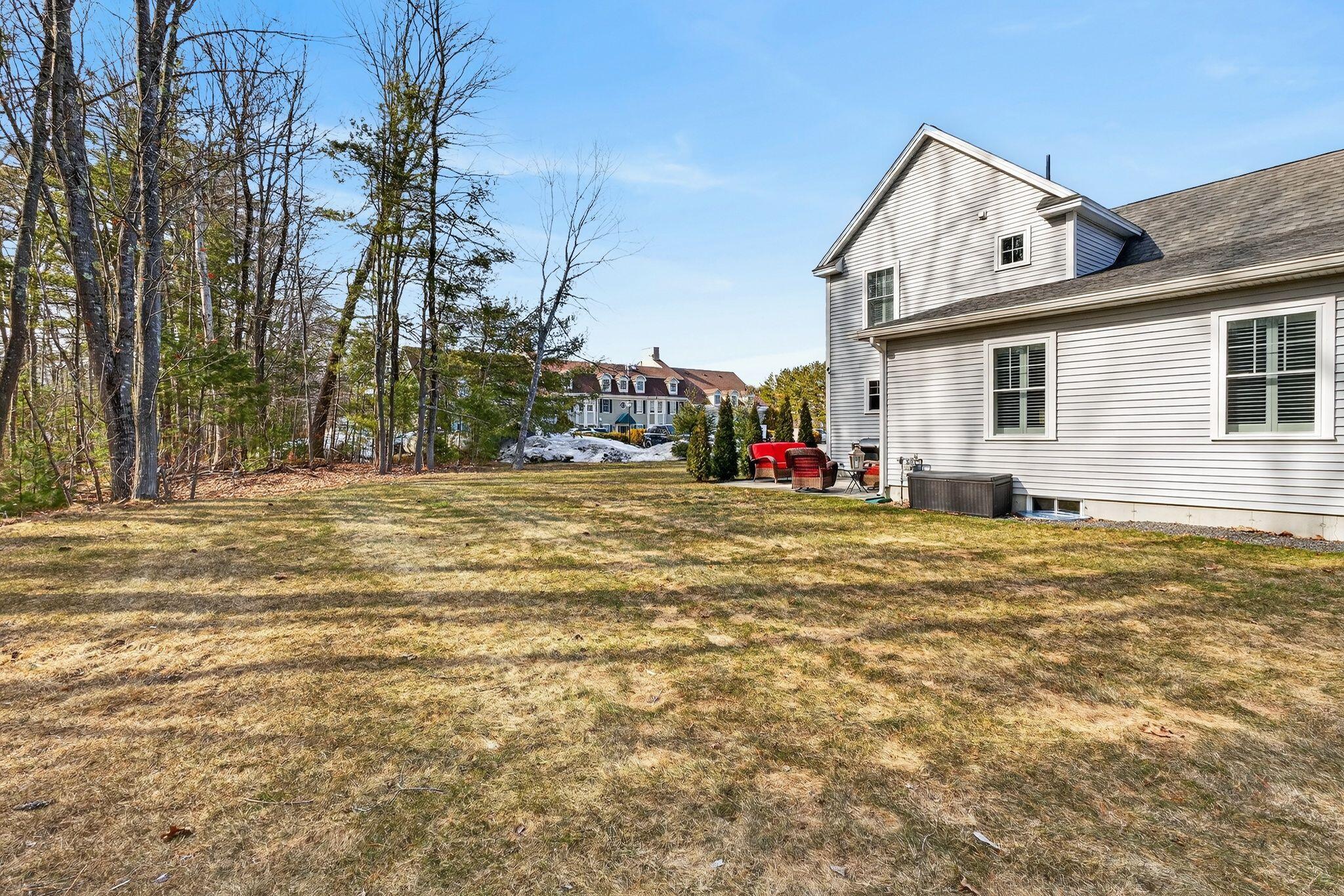 9 Webhannet Place, Unit 7 Kennebunk, ME 04043 - Photo 42 of 51 9 Webhannet Place