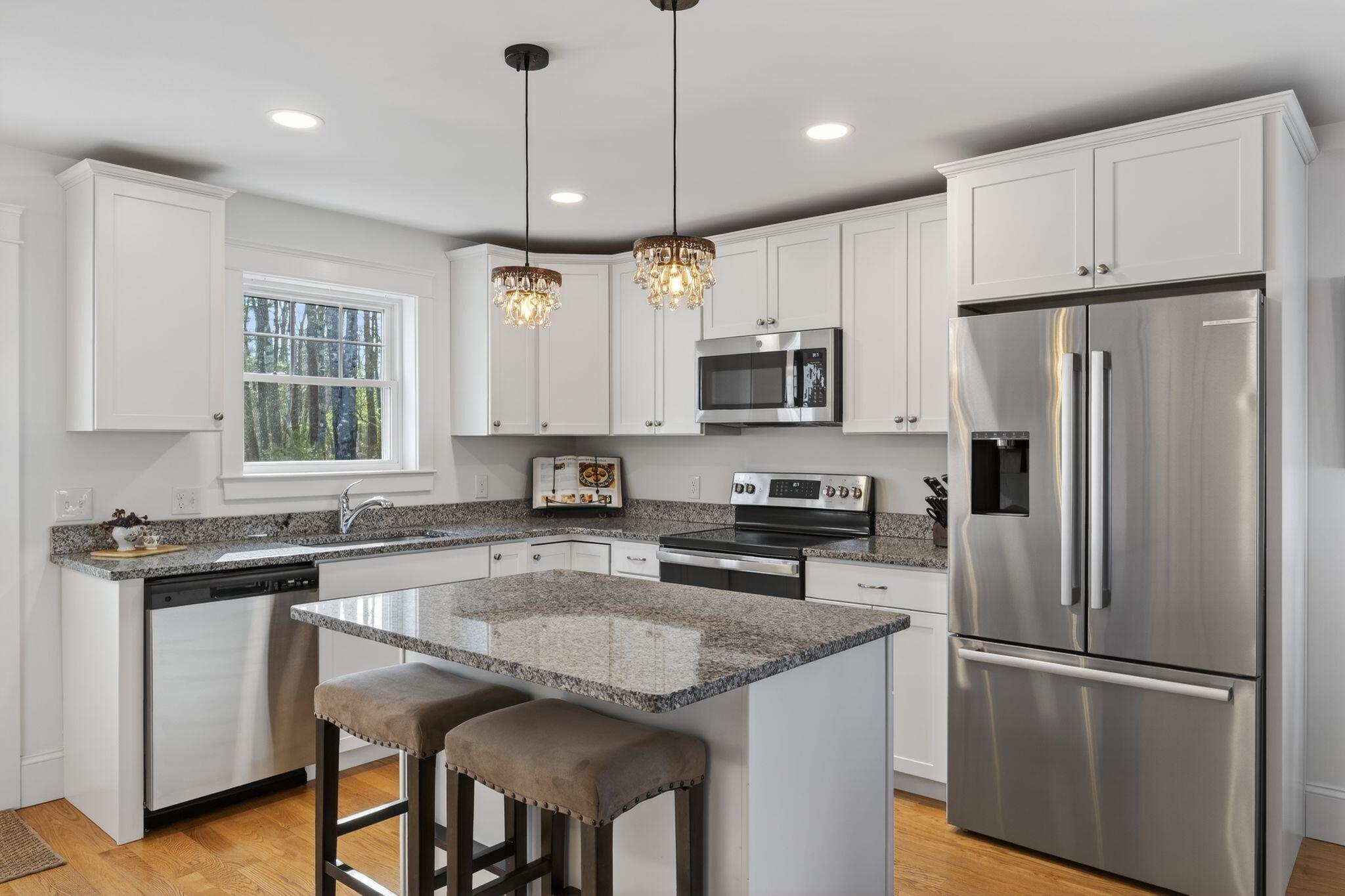 9 Webhannet Place, Unit 7 Kennebunk, ME 04043 - Photo 10 of 51 9 Webhannet Place