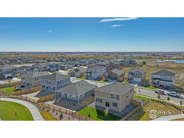 a picture of city view