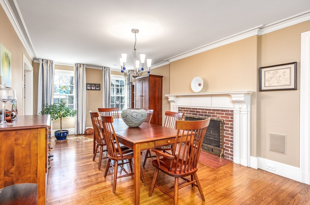 24 Nathan Road Newton, MA 02459 - Photo 4 of 38