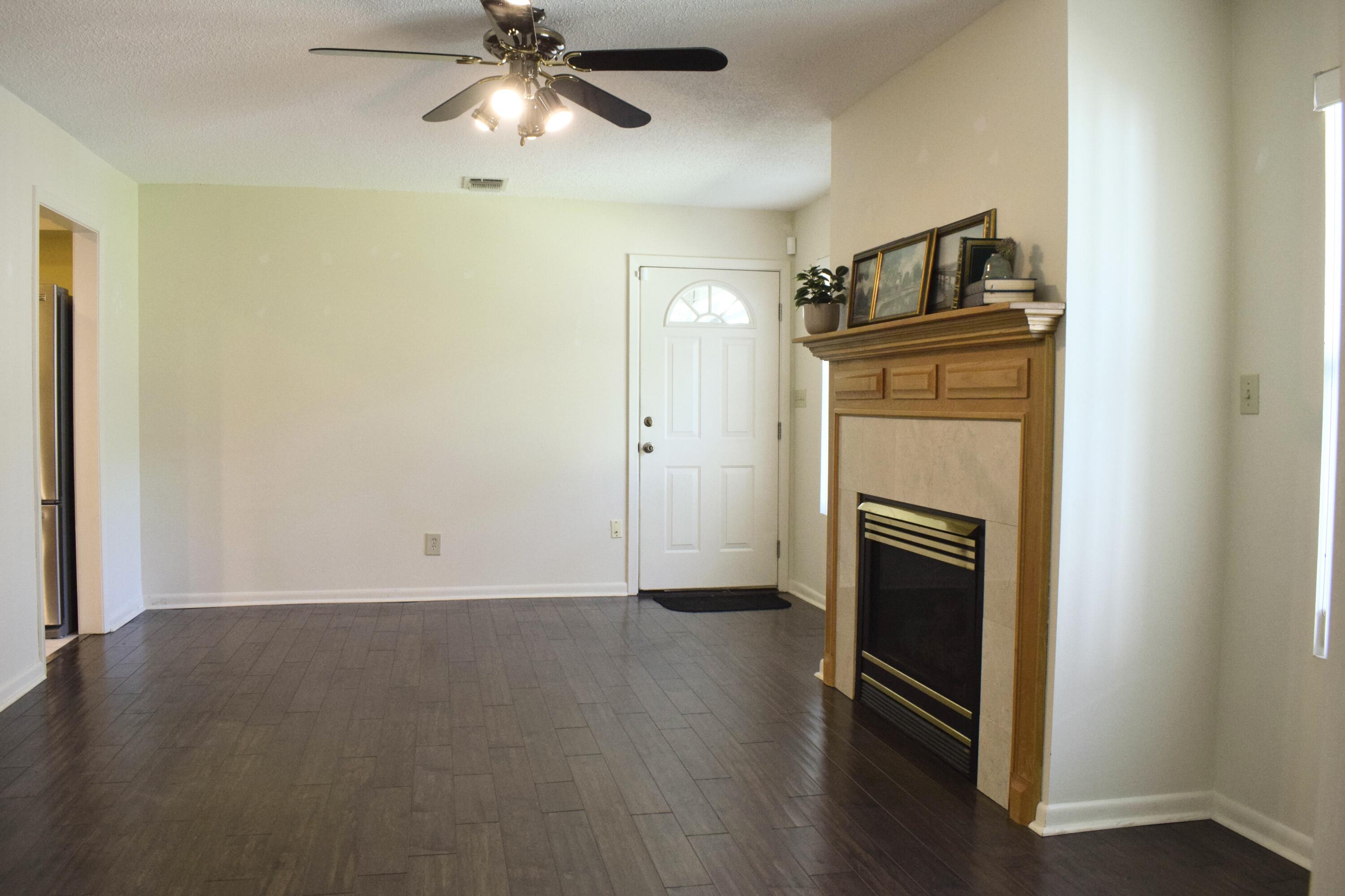 22 10th Street Shalimar, FL 32579 - Photo 17 of 49 22 10th St