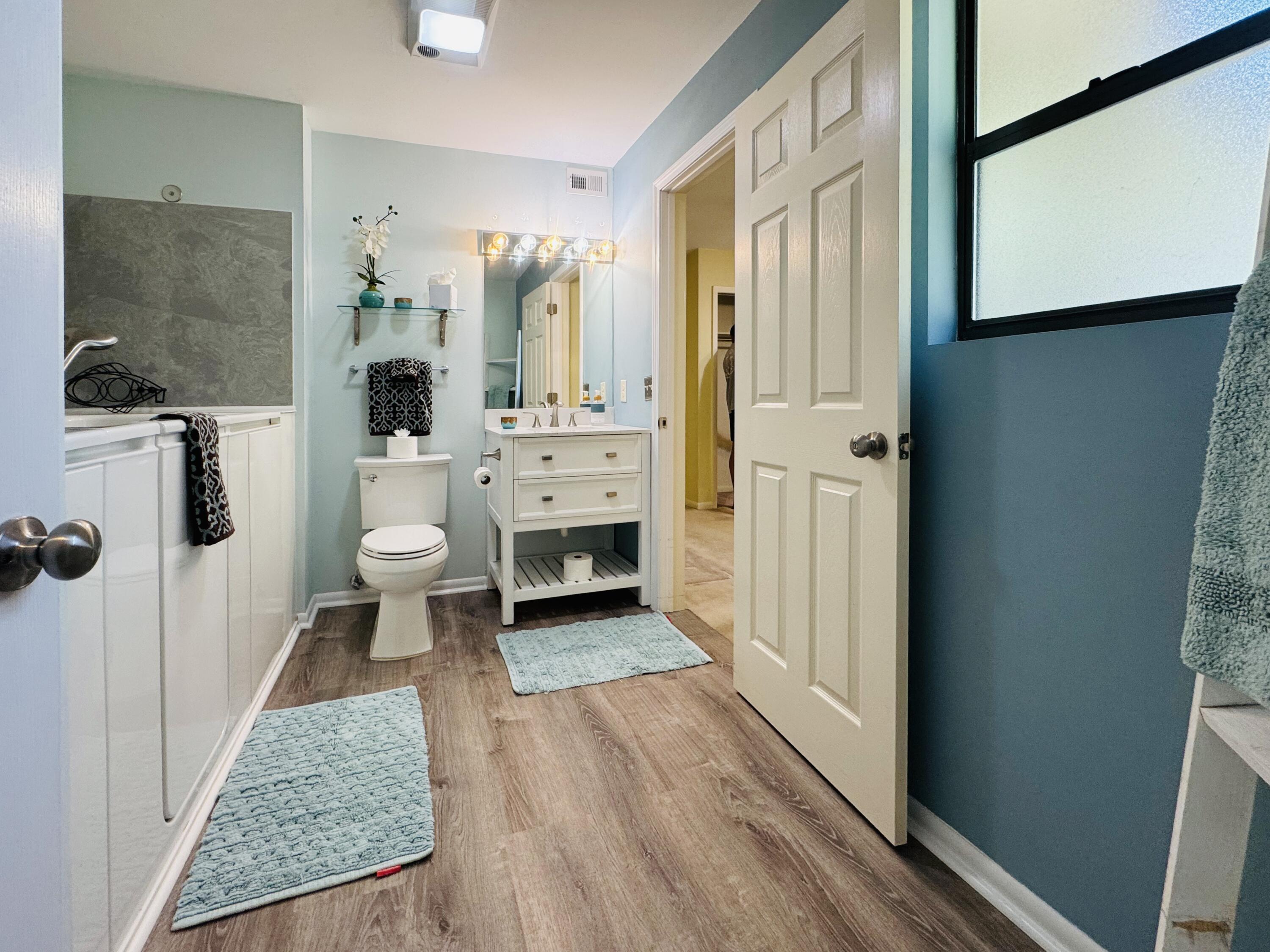 22 10th Street Shalimar, FL 32579 - Photo 33 of 49 22 10th St