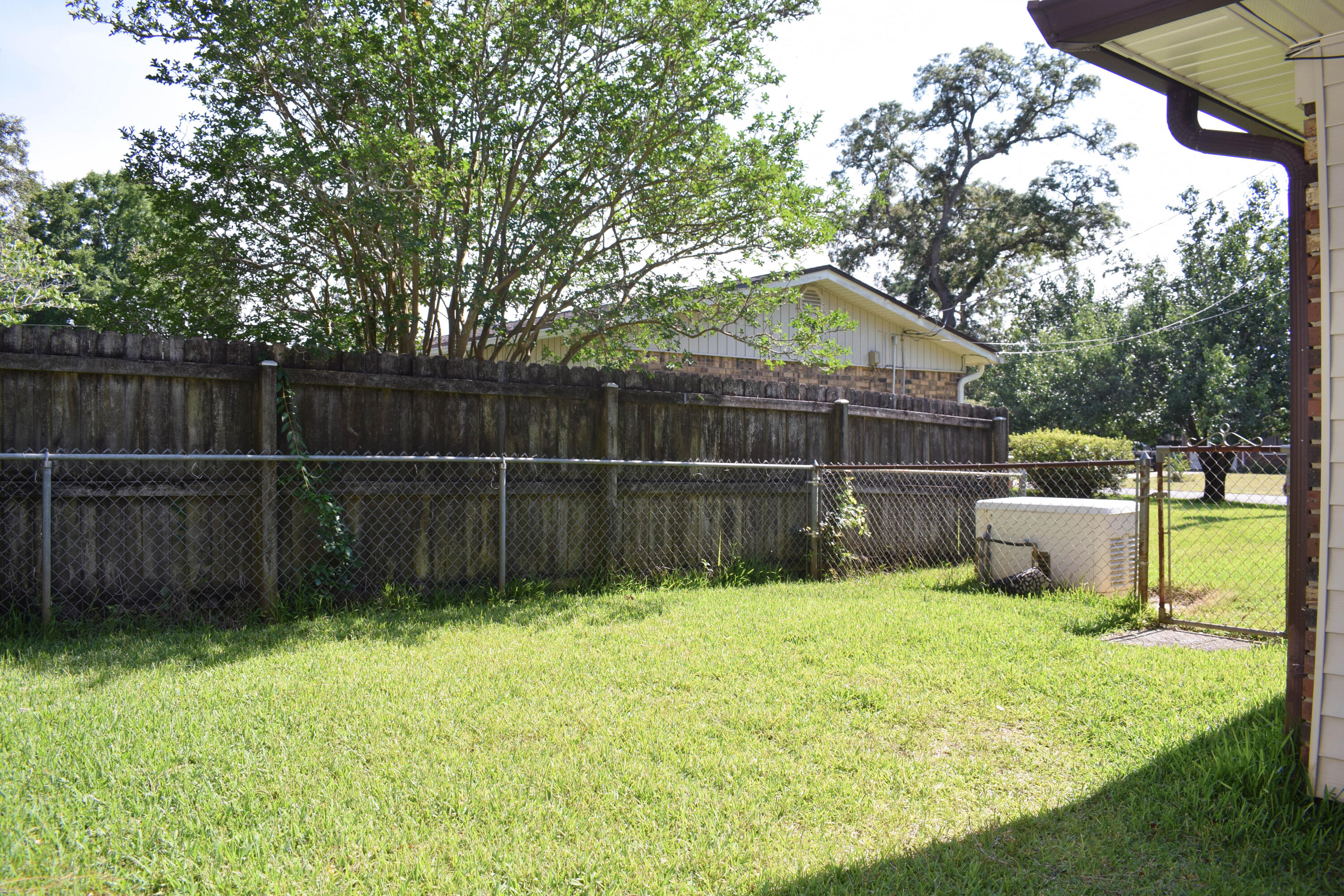 22 10th Street Shalimar, FL 32579 - Photo 45 of 49 22 10th St