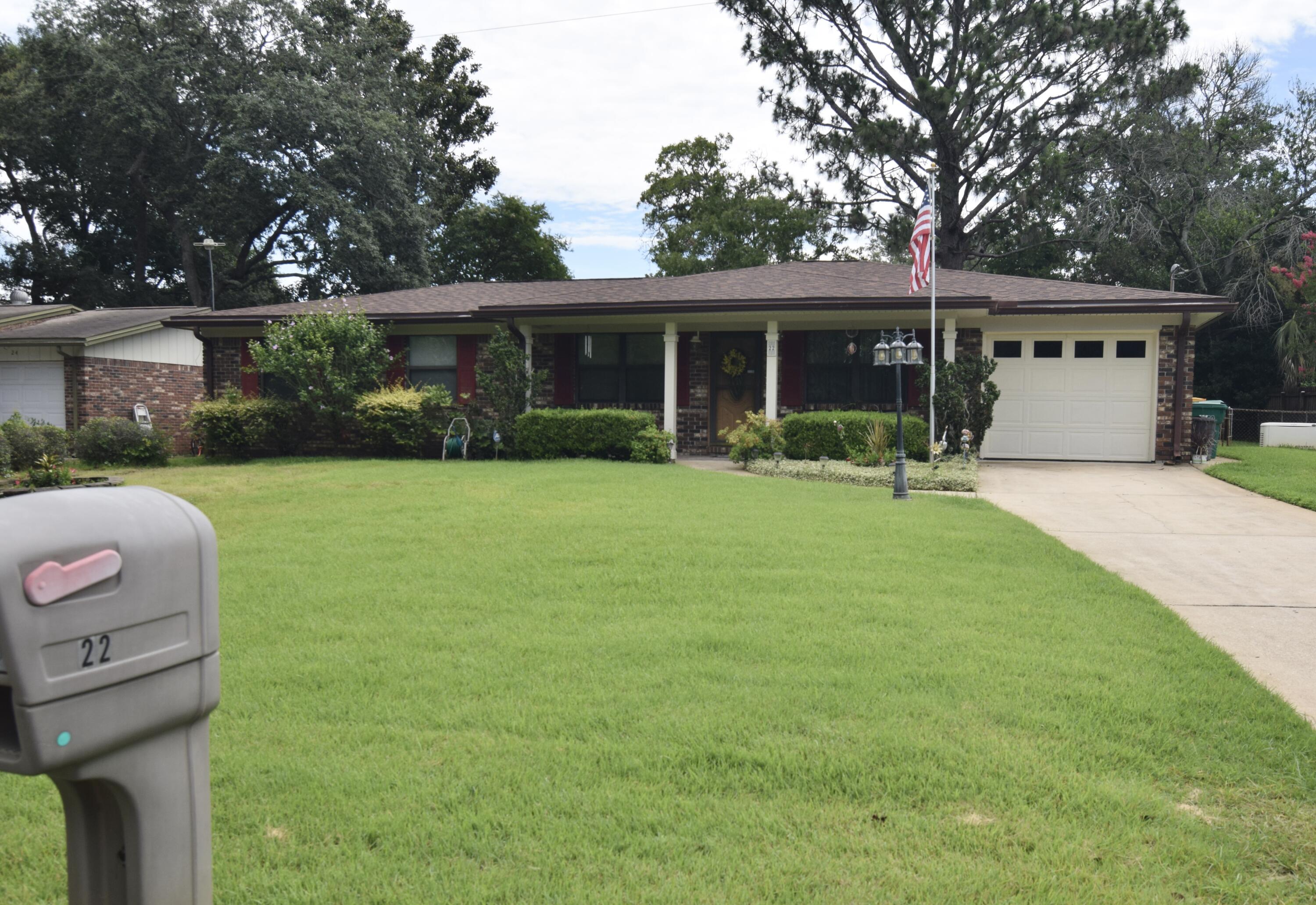 22 10th Street Shalimar, FL 32579 - Photo 49 of 49 22 10th St