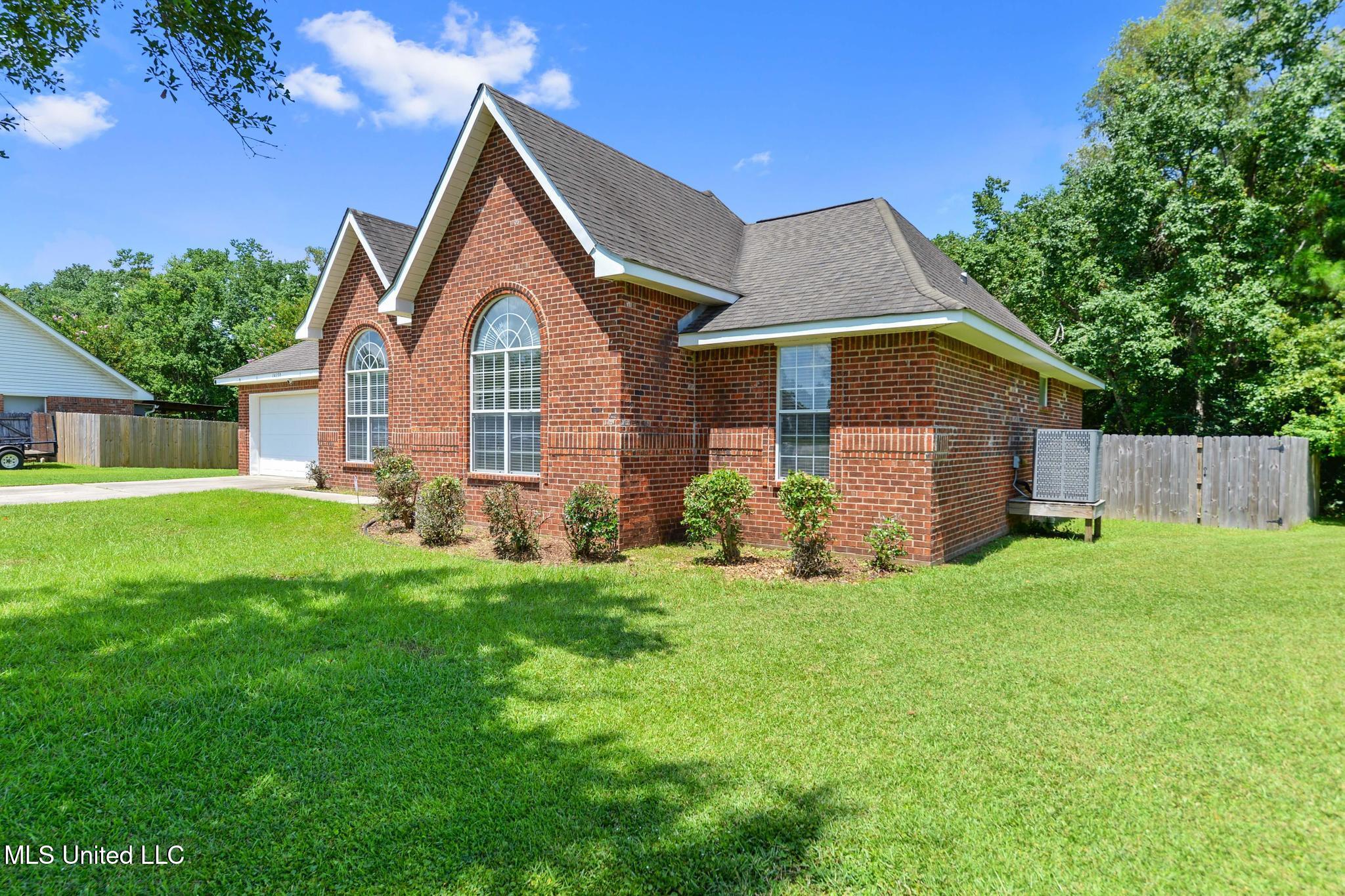 14159 Lucky Mays Road Gulfport, MS 39503 - Photo 2 of 23 002