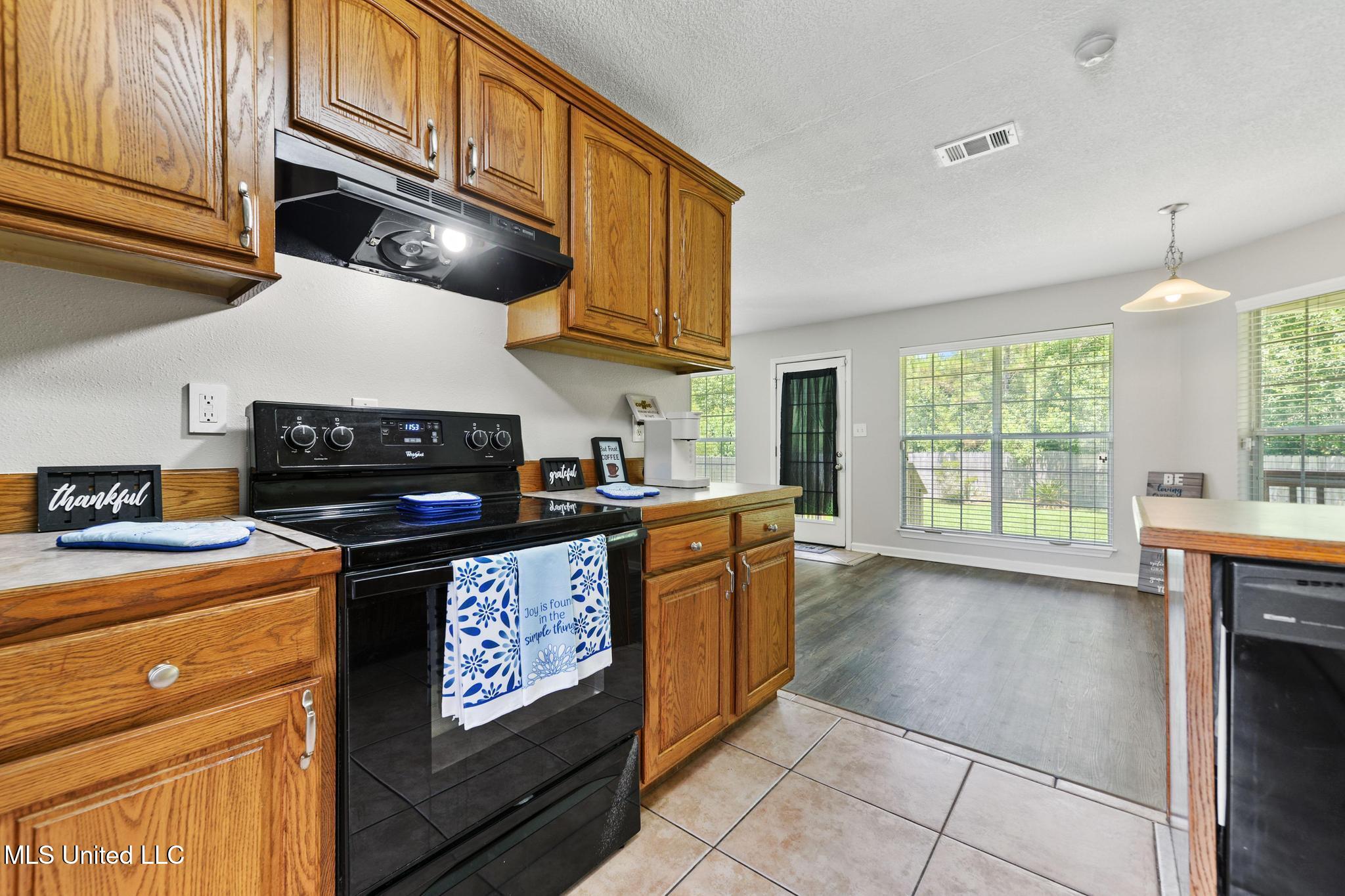 14159 Lucky Mays Road Gulfport, MS 39503 - Photo 7 of 23 007