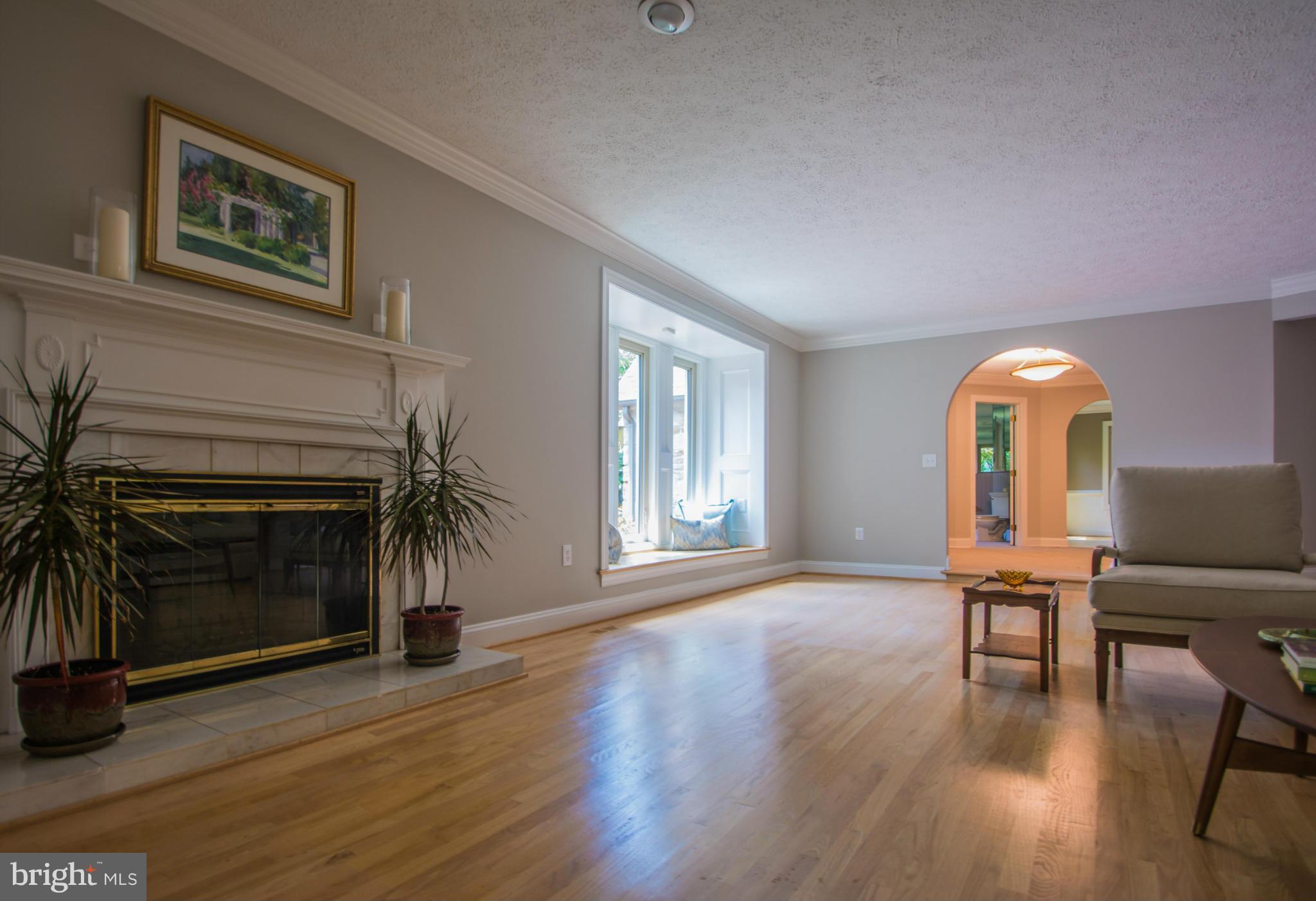 2101 Highland Ridge Drive Phoenix, MD 21131 - Photo 5 of 30 Living Room