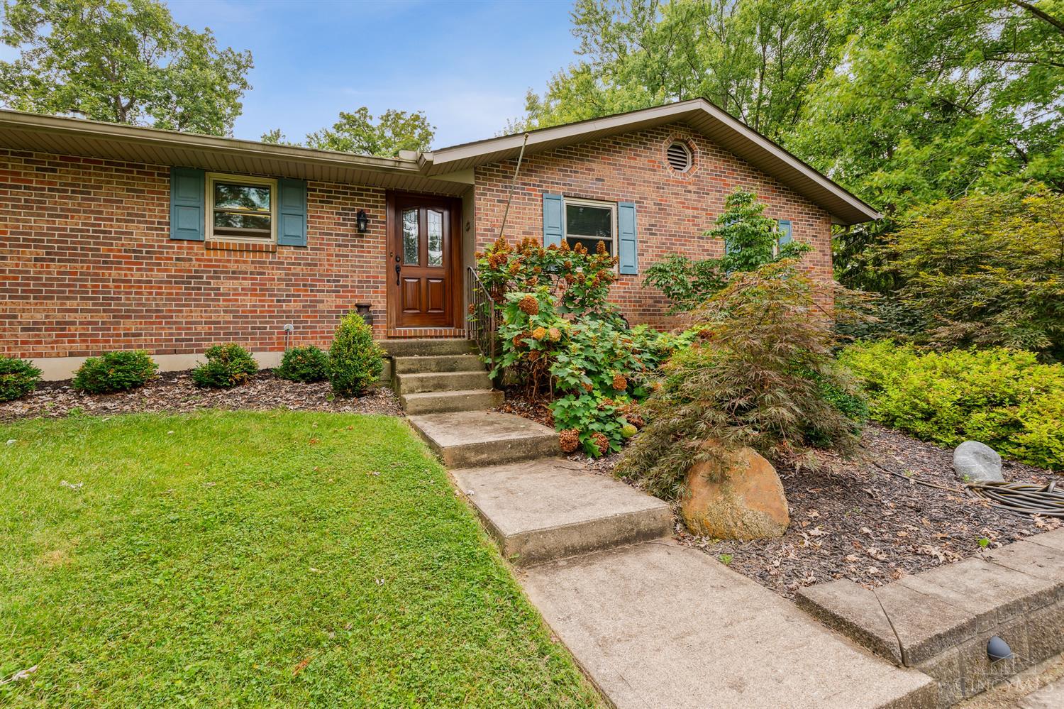 5027 West Fork Road Cincinnati, OH 45247 - Photo 2 of 35 Gallery Image 2