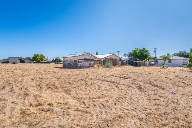 $685,000 | 1803 Mitchell Avenue, Selma, CA 93662