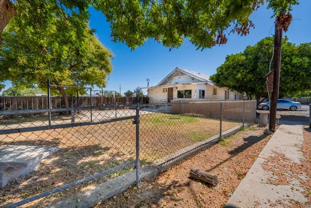 $685,000 | 1803 Mitchell Avenue, Selma, CA 93662
