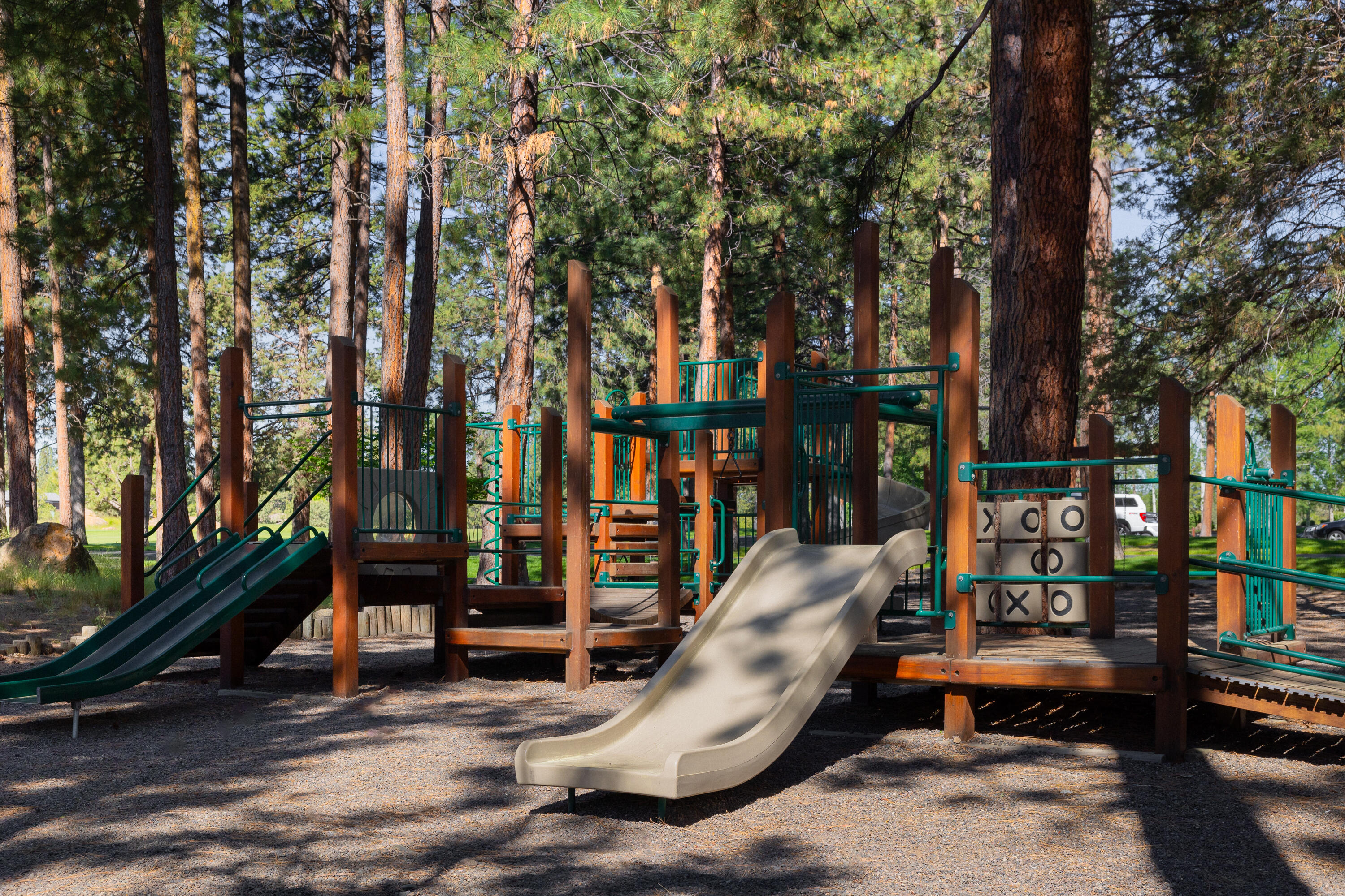 61878 Fall Creek Loop Bend, OR 97702 - Photo 48 of 49 Broken Top Playground