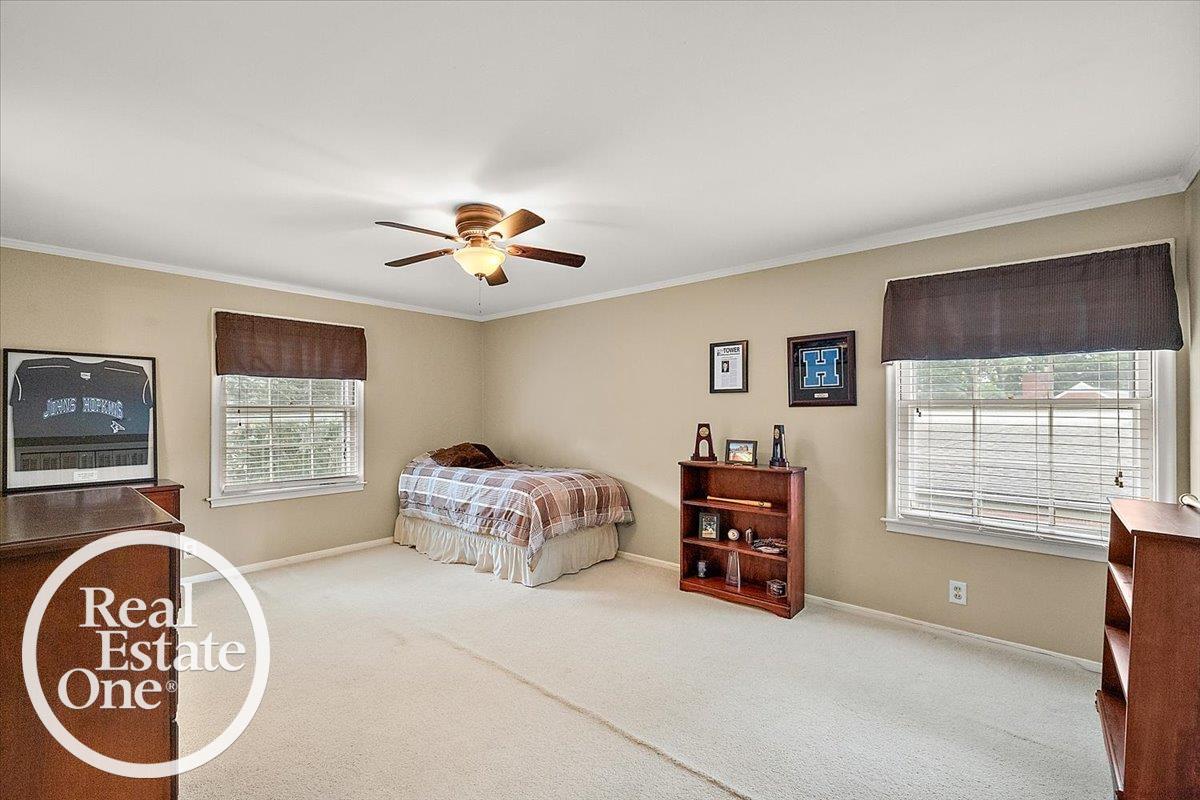 324 Cloverly Road Grosse Pointe Farms, MI 48236 - Photo 33 of 46