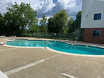 $2,300 | 900 Governors Park, Unit 22, Winthrop, MA 02152