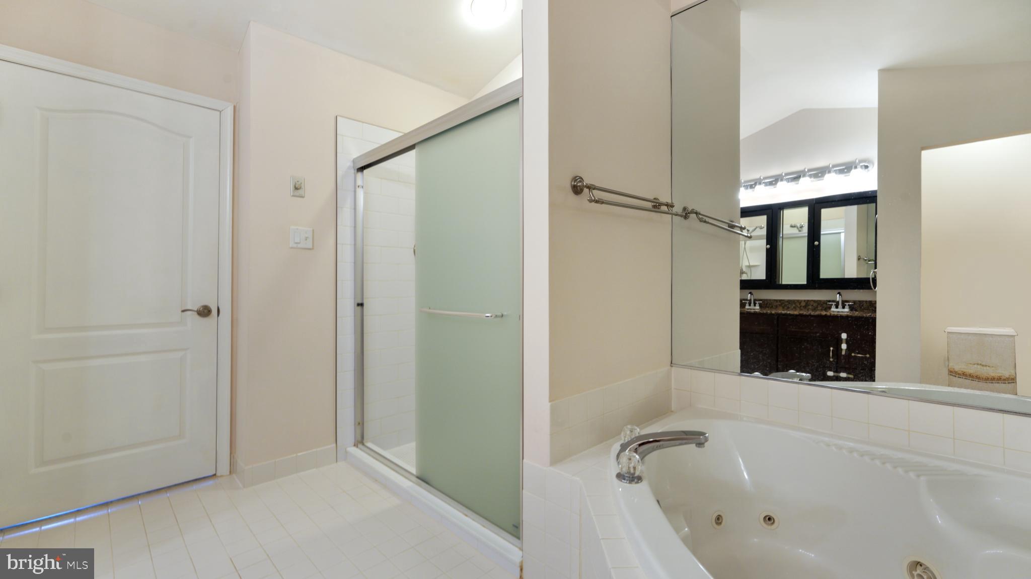 4547 Old Oak Road Doylestown, PA 18902 - Photo 16 of 26 Gallery Image 16