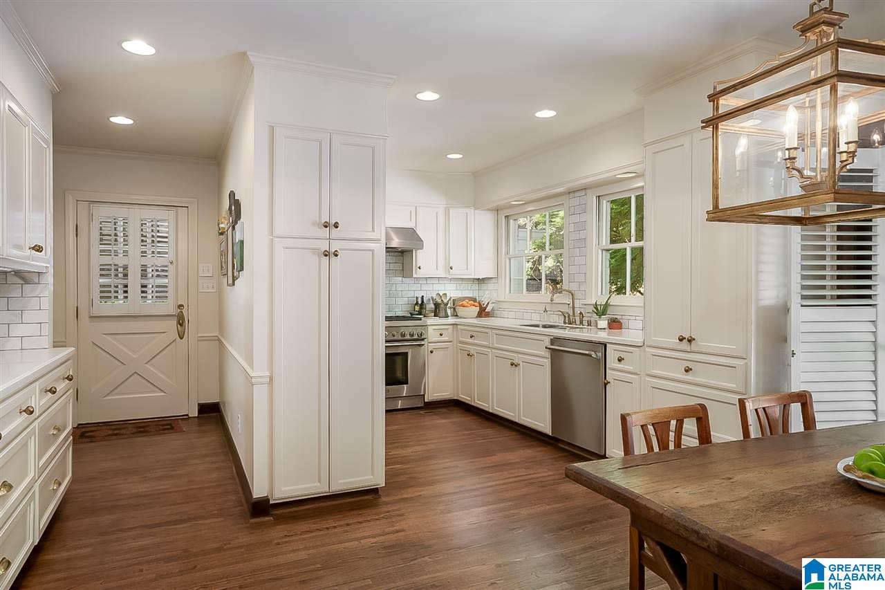 3429 Brookwood Road Birmingham, AL 35223 - Photo 4 of 49