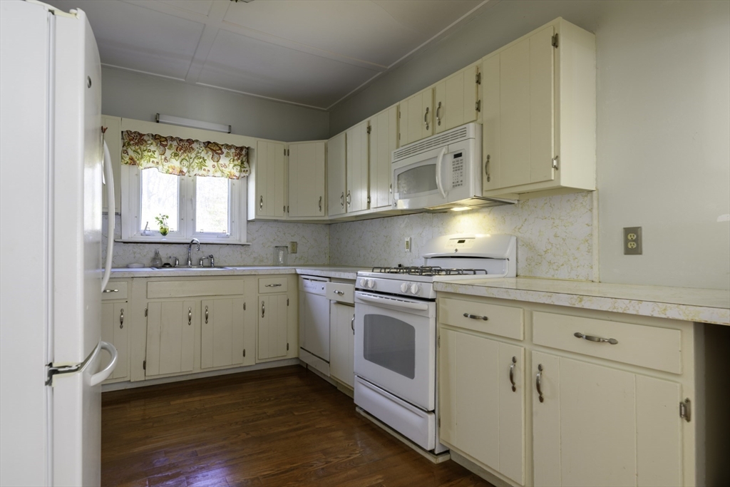 165 Whittier Road Haverhill, MA 01830 - Photo 28 of 42 Gallery Image 28