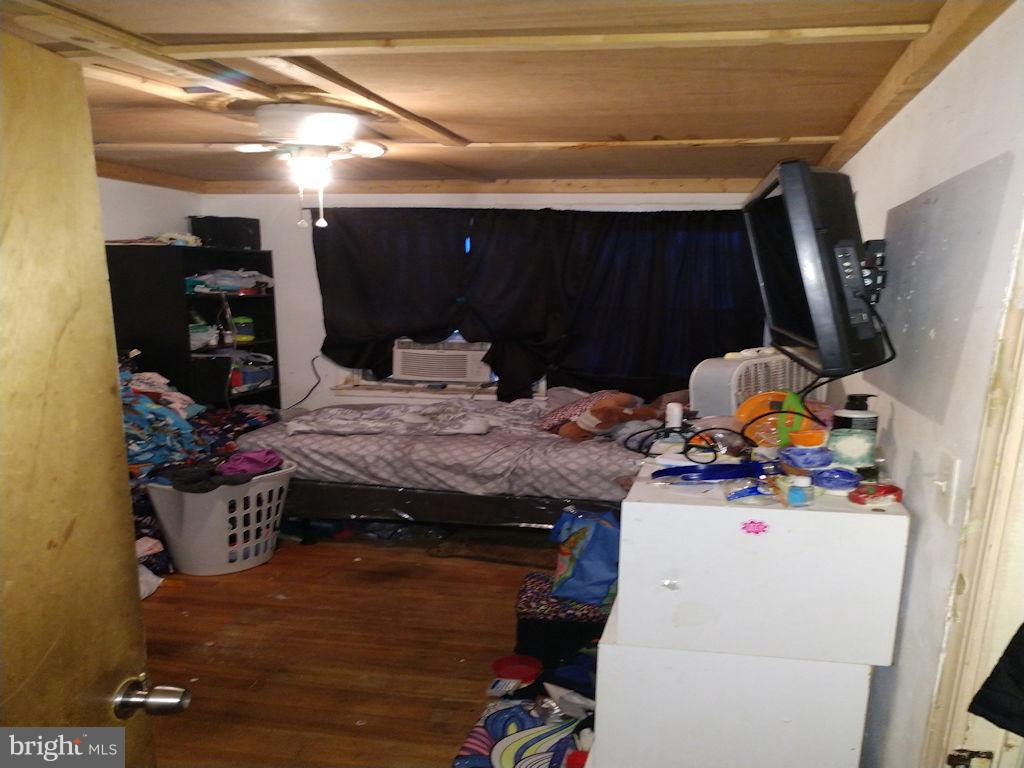8361 Ridgely Oak Road Baltimore, MD 21234 - Photo 7 of 17 a room with storage and utility