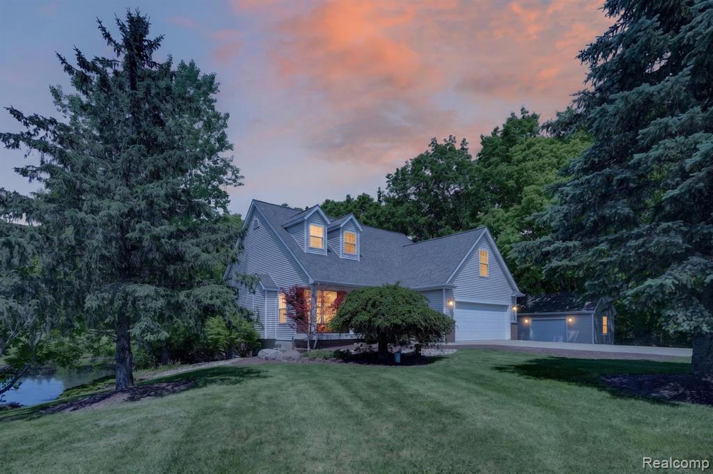 9055 Hegel Road Grand Blanc, MI 48439 - Photo 4 of 62