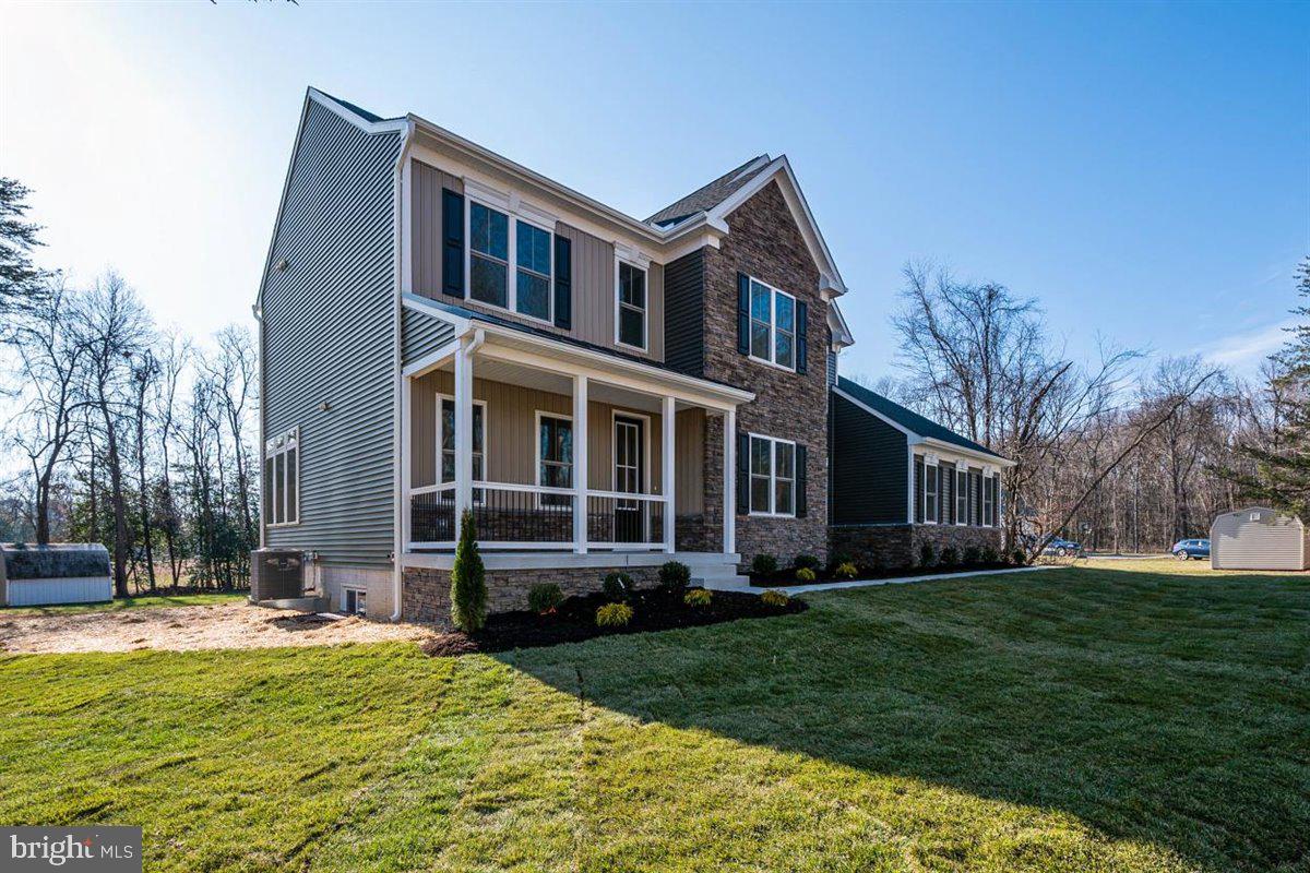 77 Magothy Beach Road Pasadena, MD 21122 - Photo 3 of 44 Large Front Porch