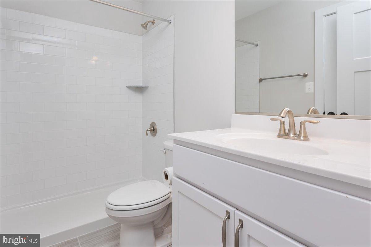 77 Magothy Beach Road Pasadena, MD 21122 - Photo 20 of 44 Full Bath 1st Floor